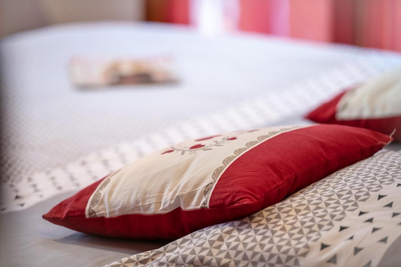איימה L Auberge Du Basilico מראה חיצוני תמונה